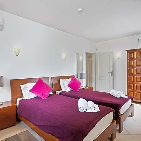 Ferrarias Sleeps 6 With Pool Air Con And Wifi 别墅 Ferrarias (Loule)